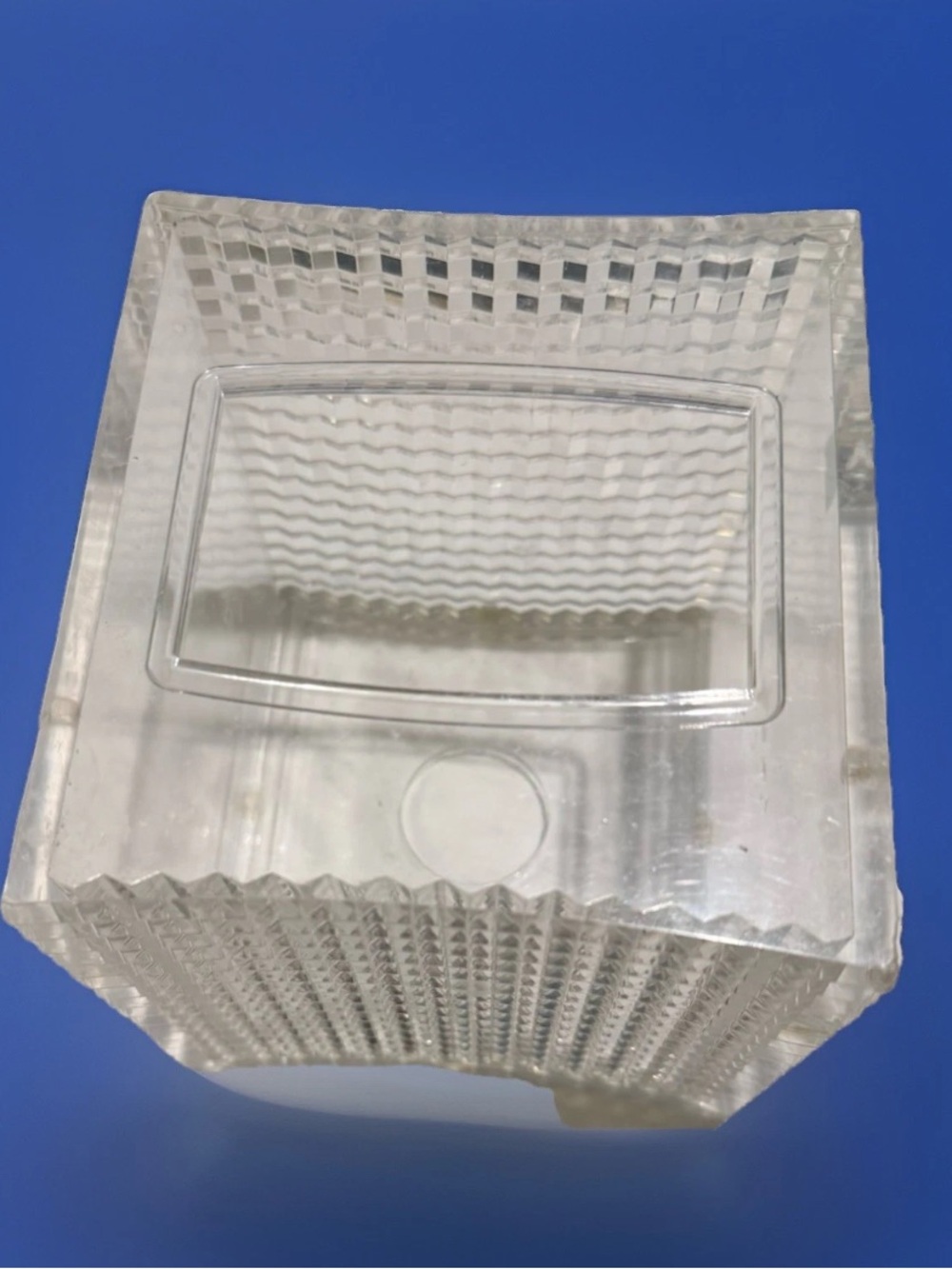 Vintage Sally Designs Clear Concave Sides Ribbed Acrylic Square Tissue Box Cover